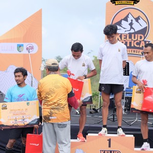 Race photo from KELUD VERTICAL CHALLENGE 2025