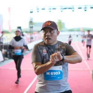 Race photo from KEDIRI HALF MARATHON 2026