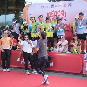 Race photo from KEDIRI HALF MARATHON 2026