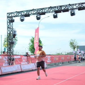 Race photo from KEDIRI HALF MARATHON 2026