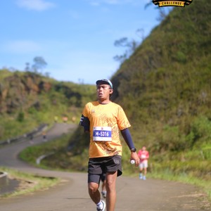 Race photo from KELUD VERTICAL CHALLENGE 2025