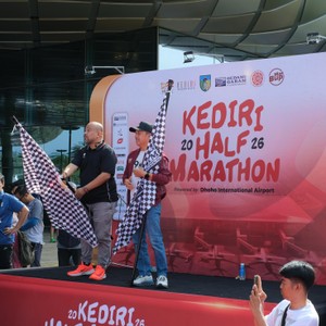 Race photo from KEDIRI HALF MARATHON 2026