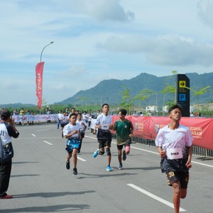 Race photo from KEDIRI HALF MARATHON 2026