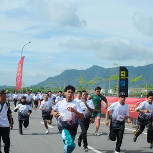 Race photo from KEDIRI HALF MARATHON 2026