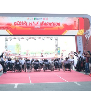 Race photo from KEDIRI HALF MARATHON 2026