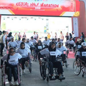 Race photo from KEDIRI HALF MARATHON 2026