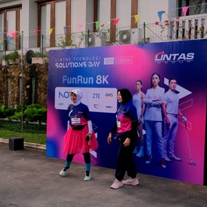 Race photo from LINTAS TEKNOLOGI SOLUTIONS DAY