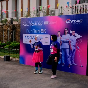 Race photo from LINTAS TEKNOLOGI SOLUTIONS DAY