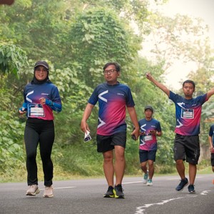 Race photo from LINTAS TEKNOLOGI SOLUTIONS DAY