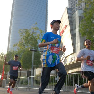Race photo from SURABAYA ISOPLUS MARATHON 2026