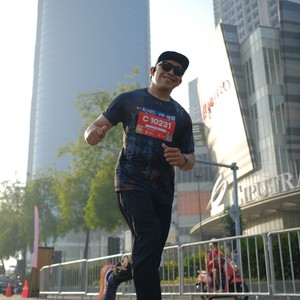 Race photo from SURABAYA ISOPLUS MARATHON 2026