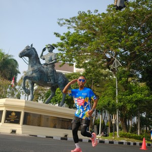 Race photo from SURABAYA ISOPLUS MARATHON 2026