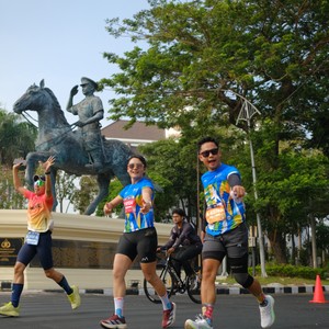 Race photo from SURABAYA ISOPLUS MARATHON 2026