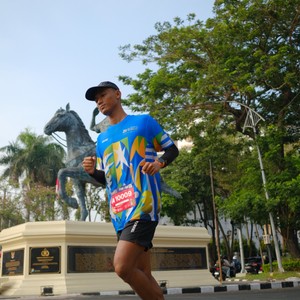 Race photo from SURABAYA ISOPLUS MARATHON 2026