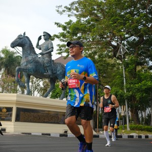 Race photo from SURABAYA ISOPLUS MARATHON 2026