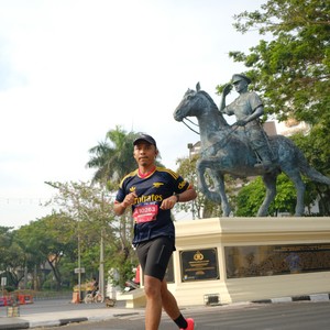 Race photo from SURABAYA ISOPLUS MARATHON 2026