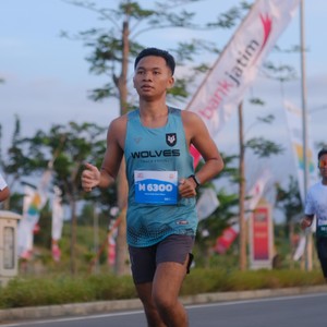 Race photo from KEDIRI HALF MARATHON 2026