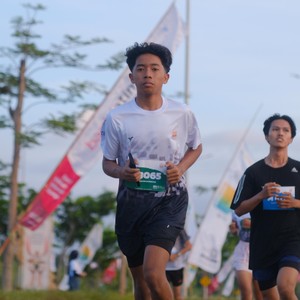 Race photo from KEDIRI HALF MARATHON 2026