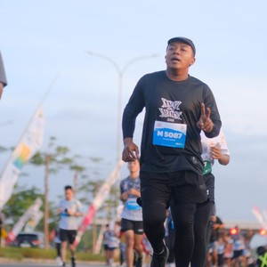 Race photo from KEDIRI HALF MARATHON 2026
