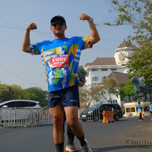 Race photo from SURABAYA ISOPLUS MARATHON 2026
