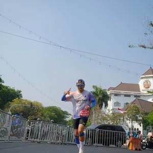 Race photo from SURABAYA ISOPLUS MARATHON 2026