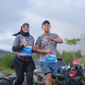 Race photo from KEDIRI HALF MARATHON 2026