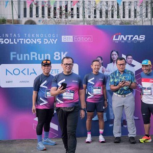 Race photo from LINTAS TEKNOLOGI SOLUTIONS DAY