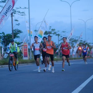 Race photo from KEDIRI HALF MARATHON 2026