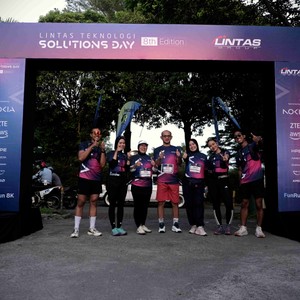 Race photo from LINTAS TEKNOLOGI SOLUTIONS DAY