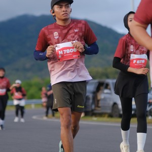 Race photo from KEDIRI HALF MARATHON 2026