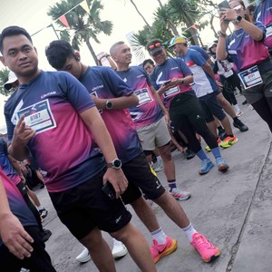 Race photo from LINTAS TEKNOLOGI SOLUTIONS DAY