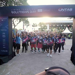 Race photo from LINTAS TEKNOLOGI SOLUTIONS DAY