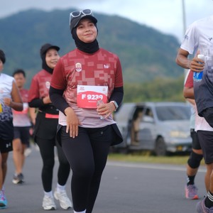 Race photo from KEDIRI HALF MARATHON 2026