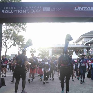 Race photo from LINTAS TEKNOLOGI SOLUTIONS DAY