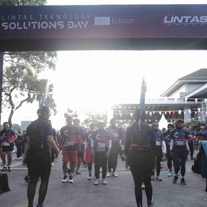 Race photo from LINTAS TEKNOLOGI SOLUTIONS DAY