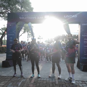 Race photo from LINTAS TEKNOLOGI SOLUTIONS DAY