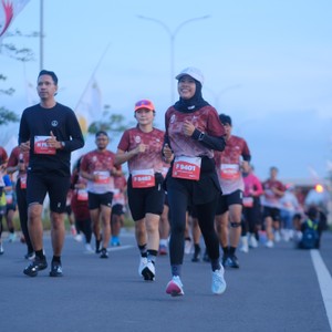 Race photo from KEDIRI HALF MARATHON 2026
