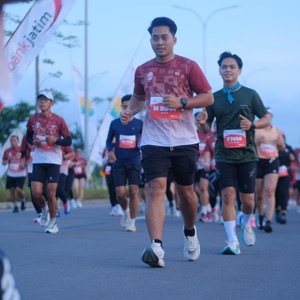 Race photo from KEDIRI HALF MARATHON 2026