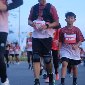 Race photo from KEDIRI HALF MARATHON 2026