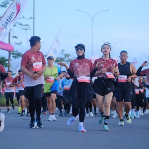 Race photo from KEDIRI HALF MARATHON 2026