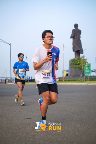 Race photo from ISOPlus Run 2024 Jakarta