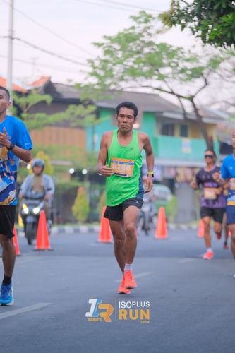 Race photo from Isoplus Run 2024 Surabaya