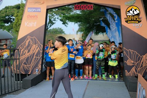 Race photo from Kelud Vertical Challenge 2024