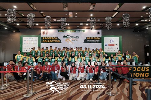 Race photo from Arutmin Borneo Run 2024