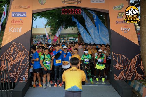 Race photo from Kelud Vertical Challenge 2024