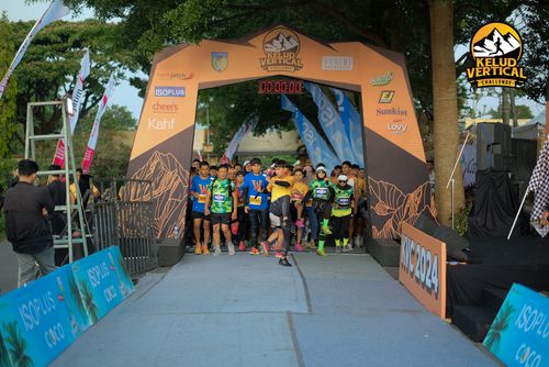 Race photo from Kelud Vertical Challenge 2024