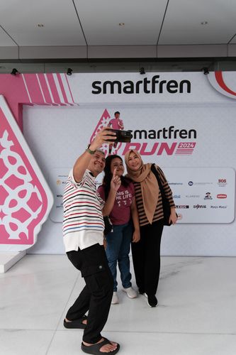 Race photo from Smartfren Run 2024