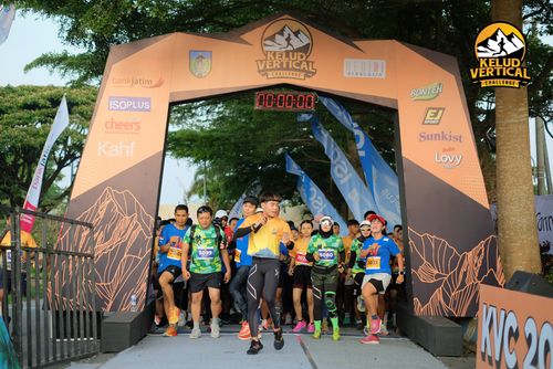 Race photo from Kelud Vertical Challenge 2024