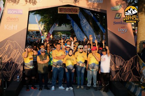 Race photo from Kelud Vertical Challenge 2024
