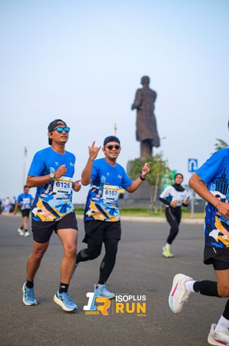 Race photo from ISOPlus Run 2024 Jakarta
